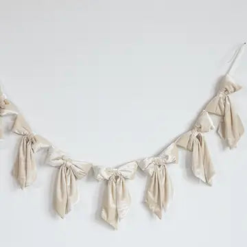 Manor House Velvet Cream Bow Garland - Arriving in Store September/October