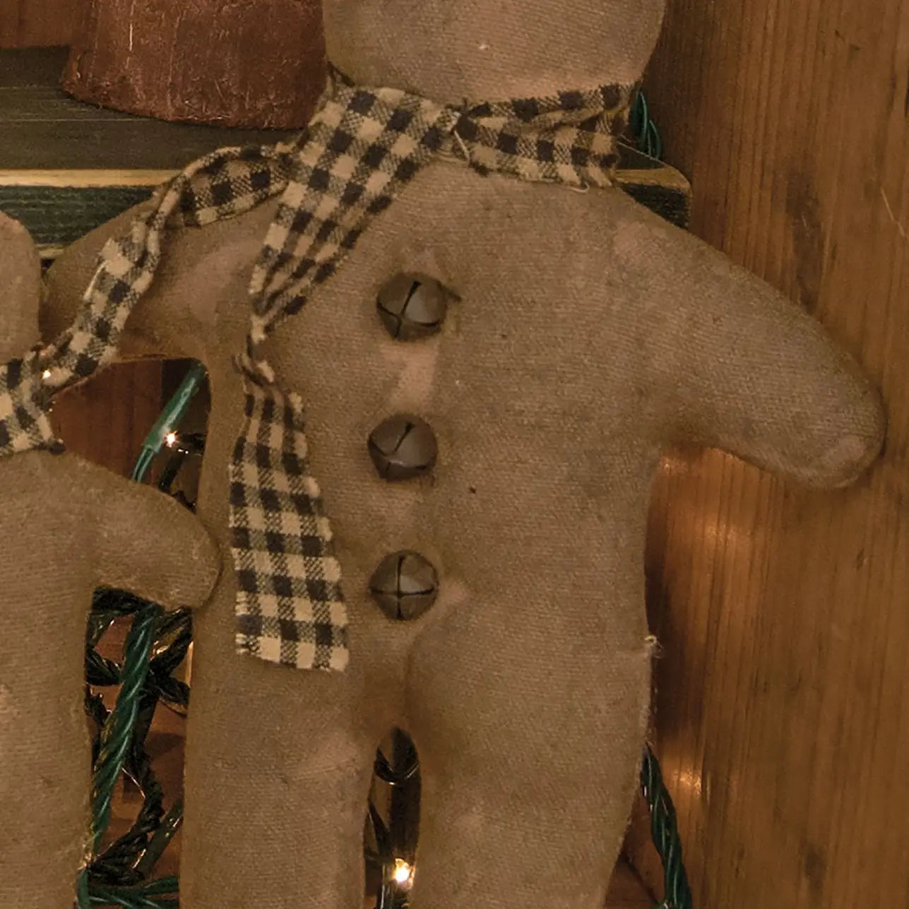 Gingerbread Man w/Scarf - September Drop