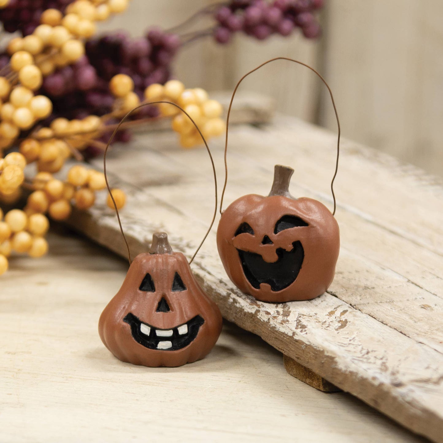 2/Set - Spooky Resin Jack O Lantern Ornaments - Arriving in Store September