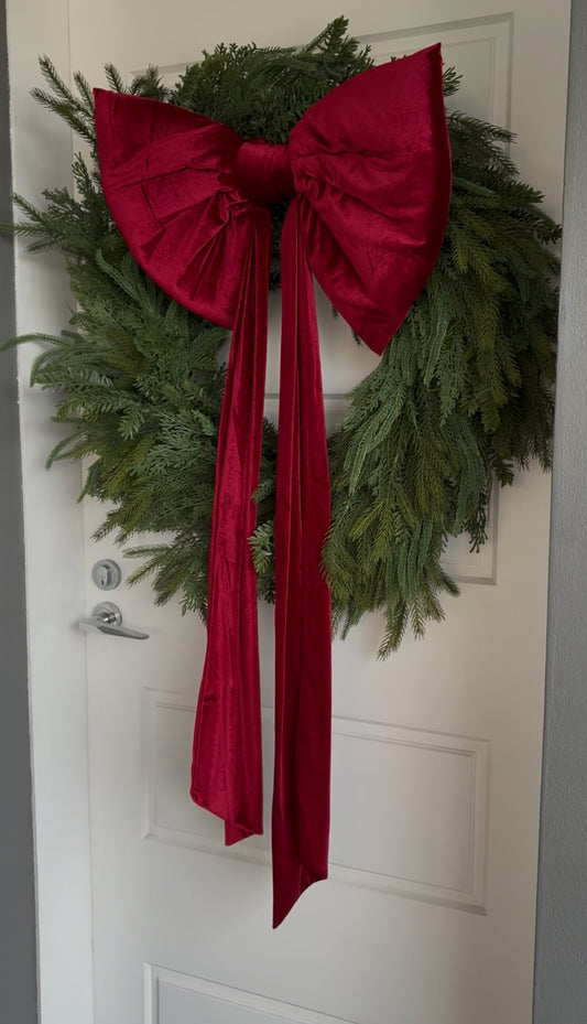 Luxurious Cypress Wreath - 91cm - November Drop