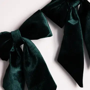 Manor House Velvet Emerald Bow Garland - Arriving in Store September/October