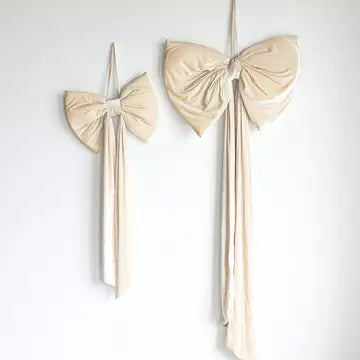Manor House Grand Cream Velvet Bow