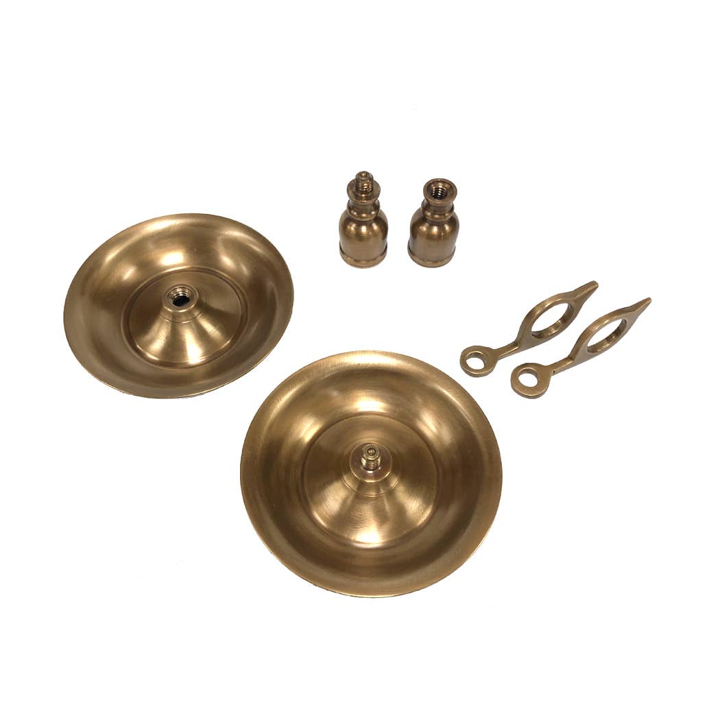 Brighton Bun Traveling Chamberstick Set | Candles and holder